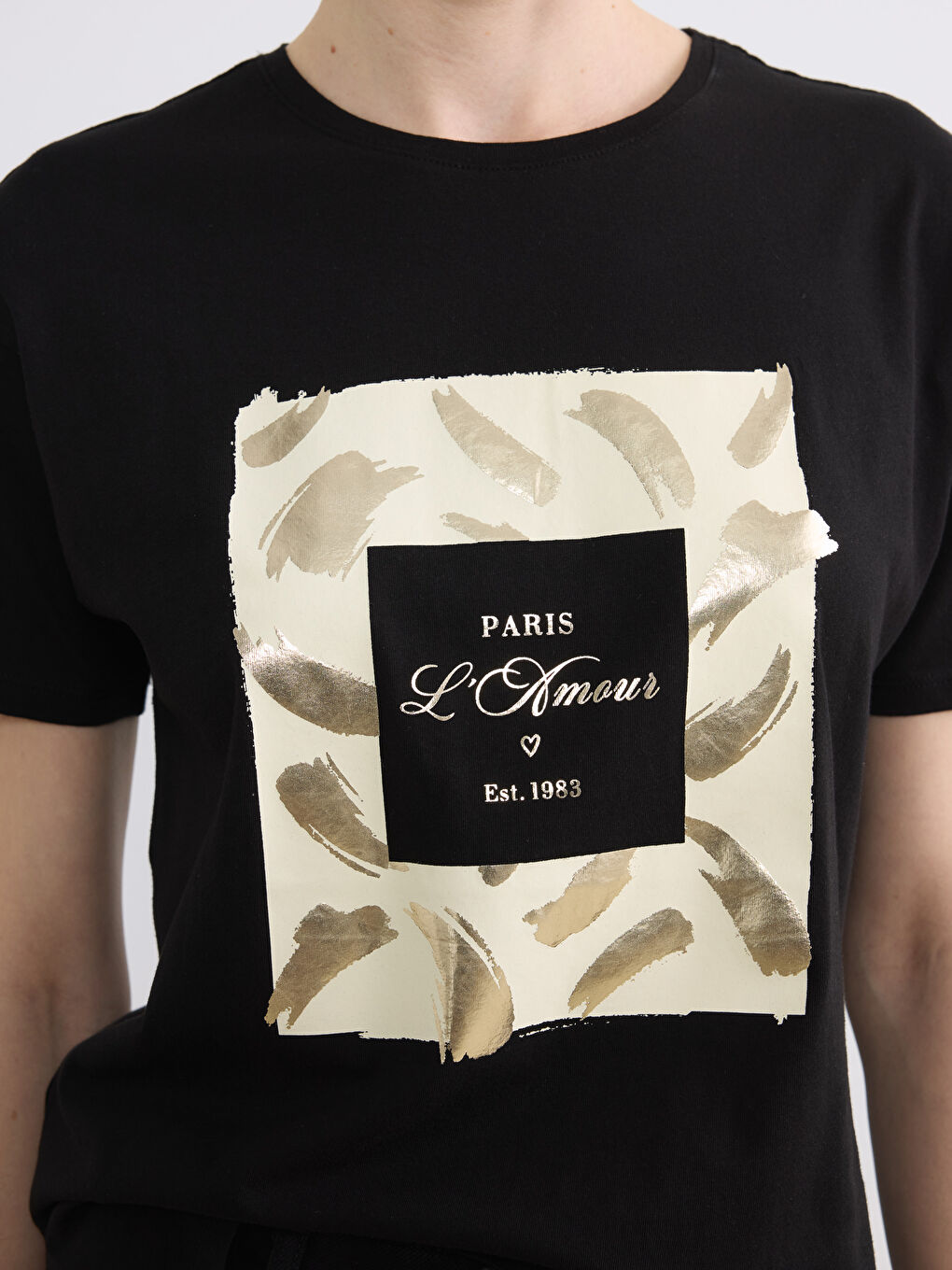 Woman BLACK T-Shirt-2