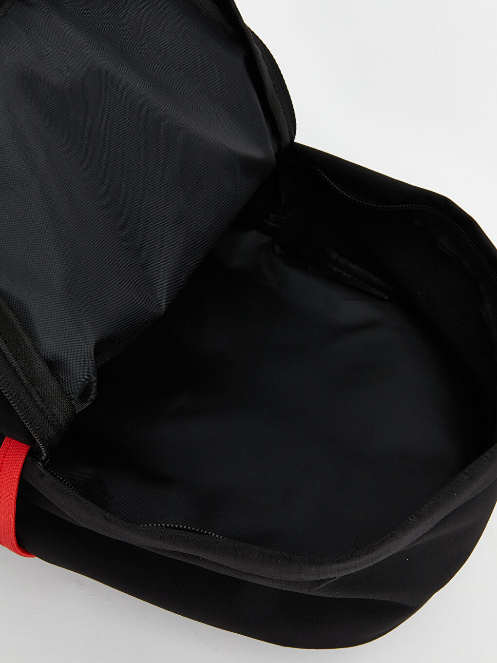 جانتای پشتەوە ڕه‌ش کوڕ-3