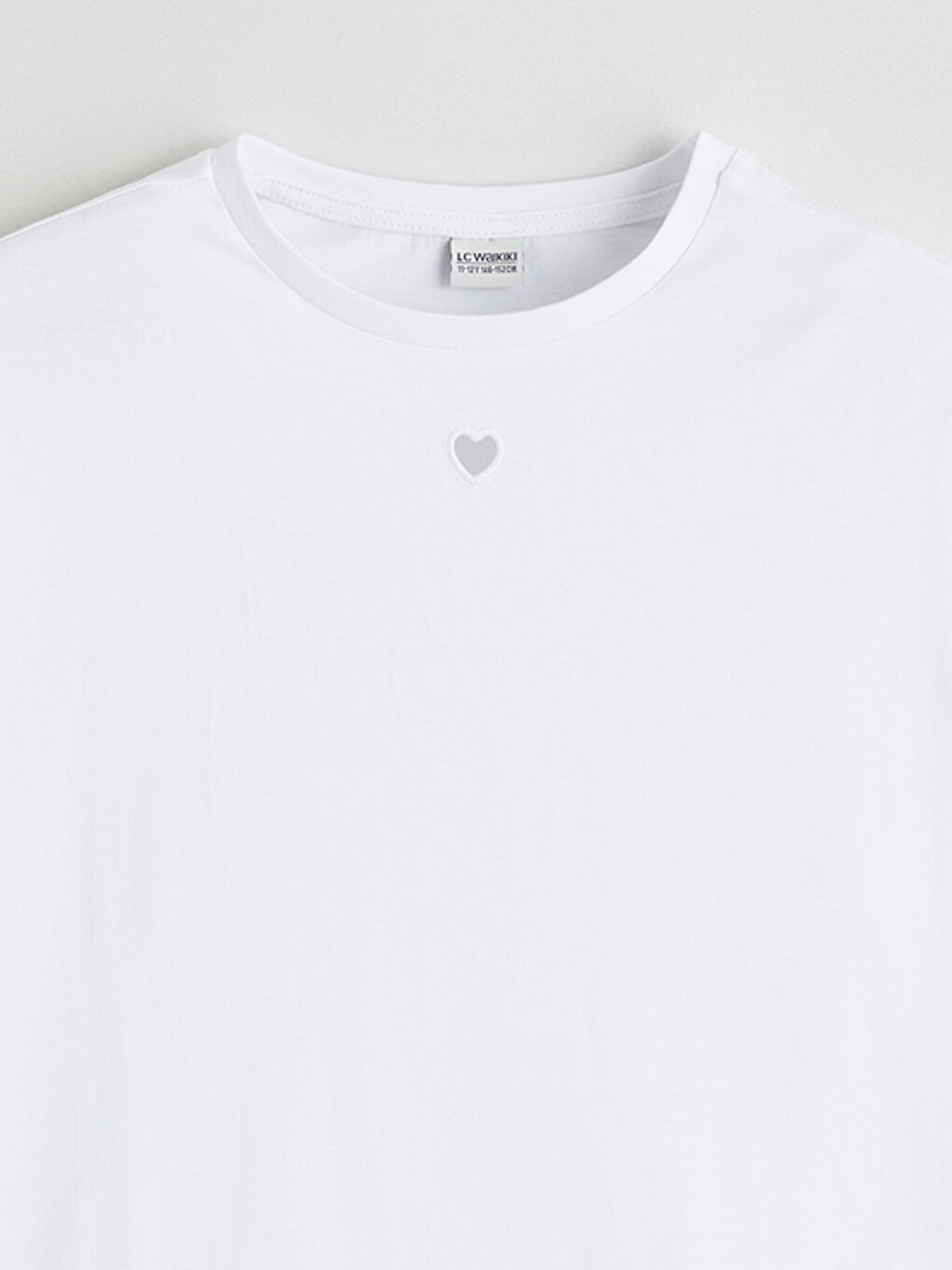 Beyaz Bisiklet Yaka Kız Çocuk Tişört-1