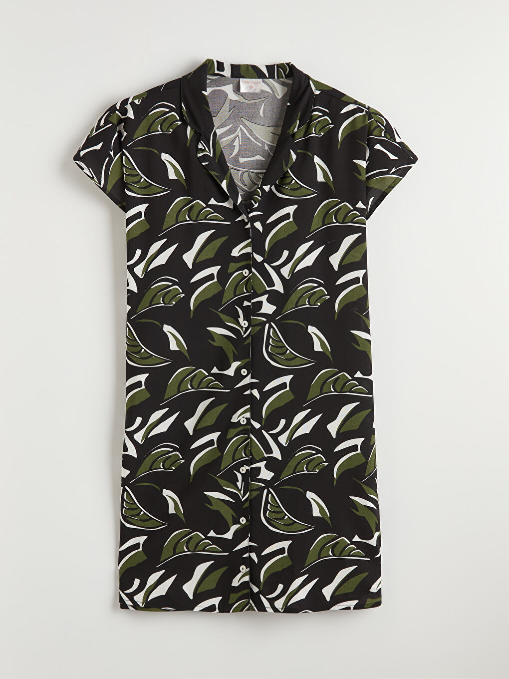 Siyah Gömlek Yaka Desenli Kadın Plaj Elbisesi-3