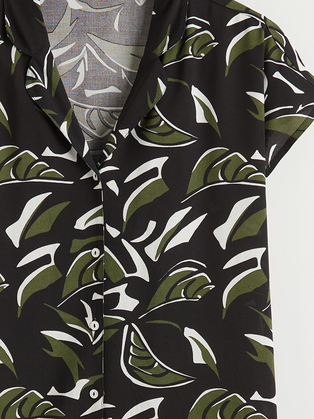 Siyah Gömlek Yaka Desenli Kadın Plaj Elbisesi-4