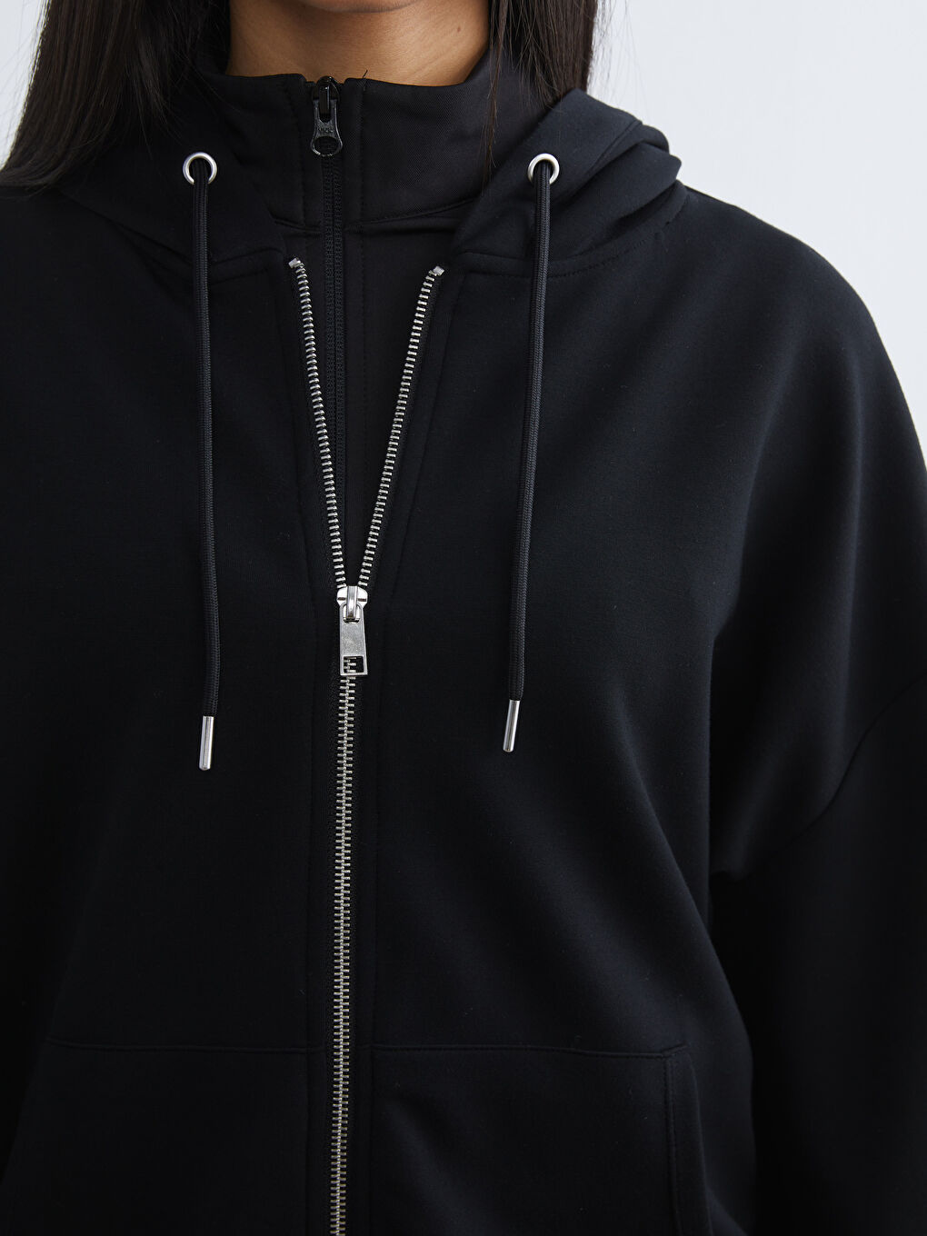 CRNA Dukserica sa rajsferšlusom Žena-2