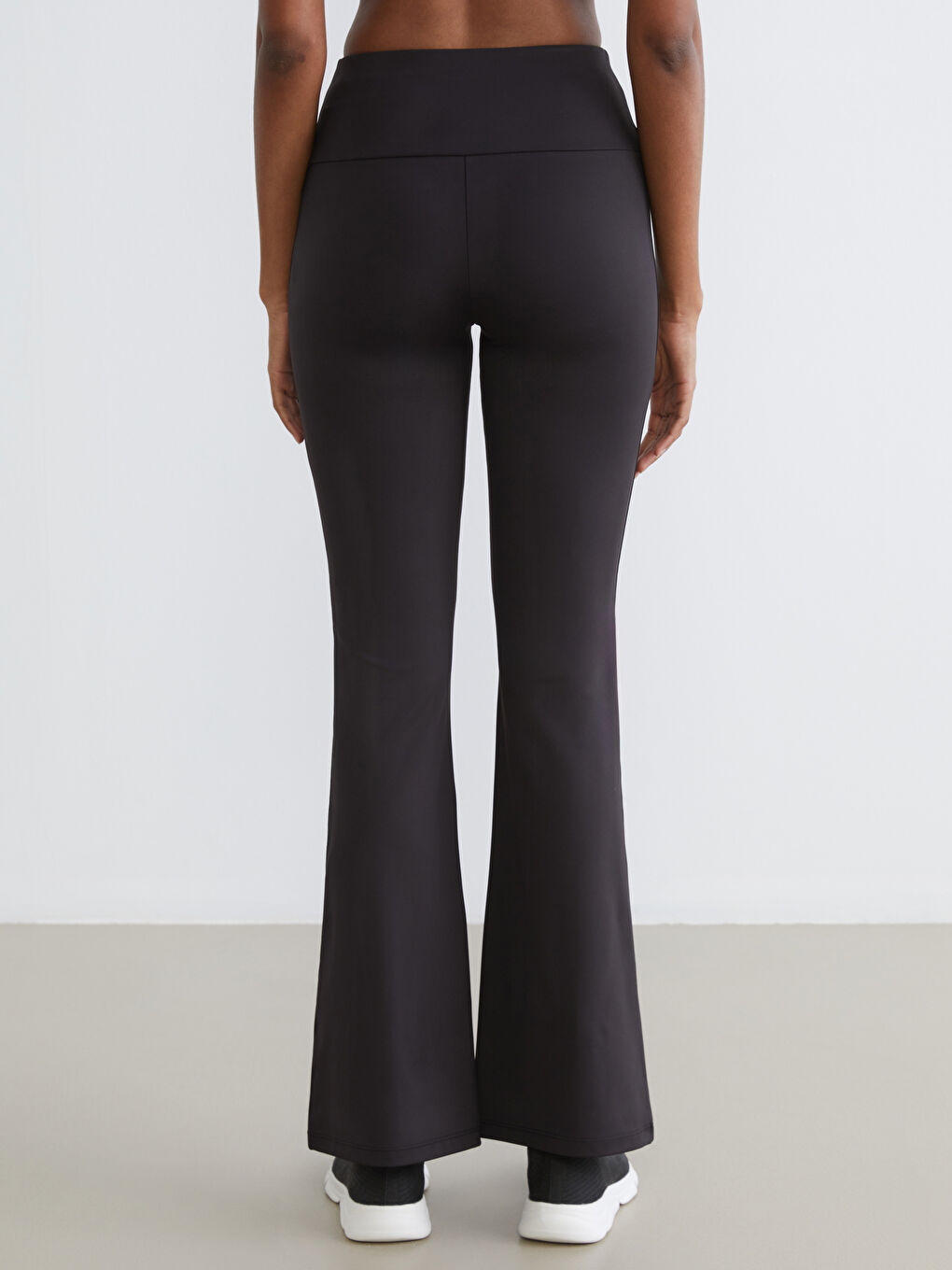 CRNA Sportske helanke Žena-3