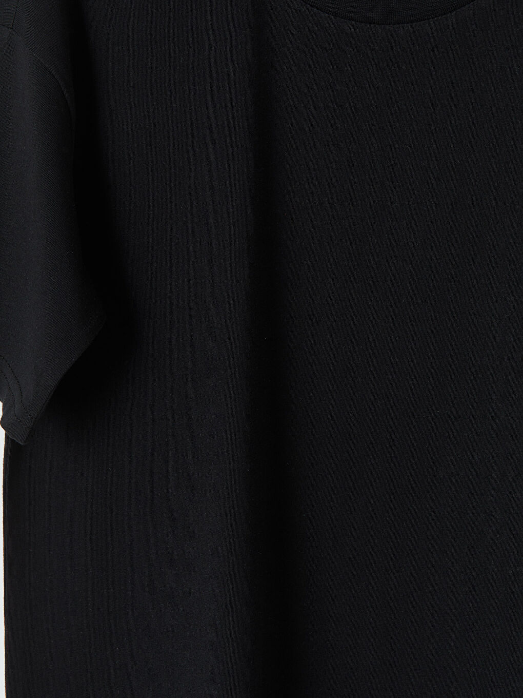 Siyah Kısa Kollu Bisiklet Yaka Erkek Çocuk Tişört-2