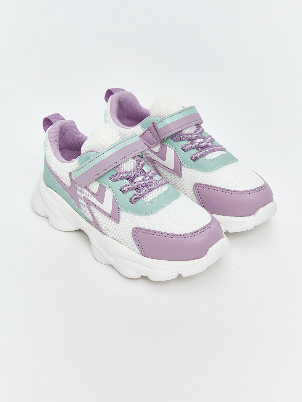 Ekru Bağcık ve Cırt Cırtlı Kız Çocuk Spor Ayakkabı