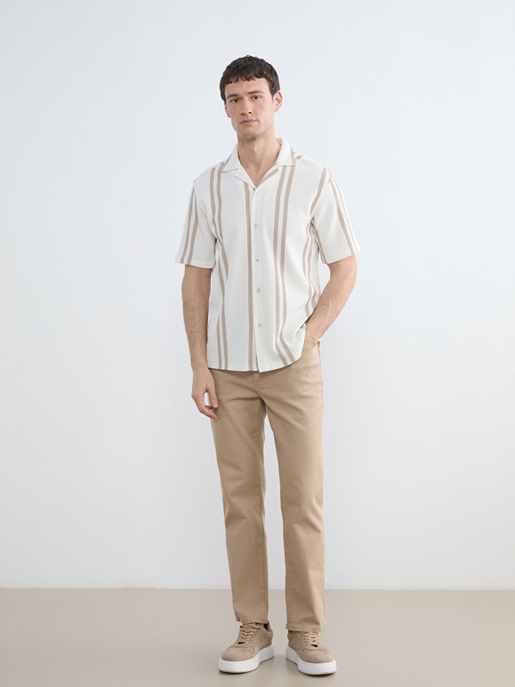 Ekru Regular Fit Çizgili Erkek Gömlek-1