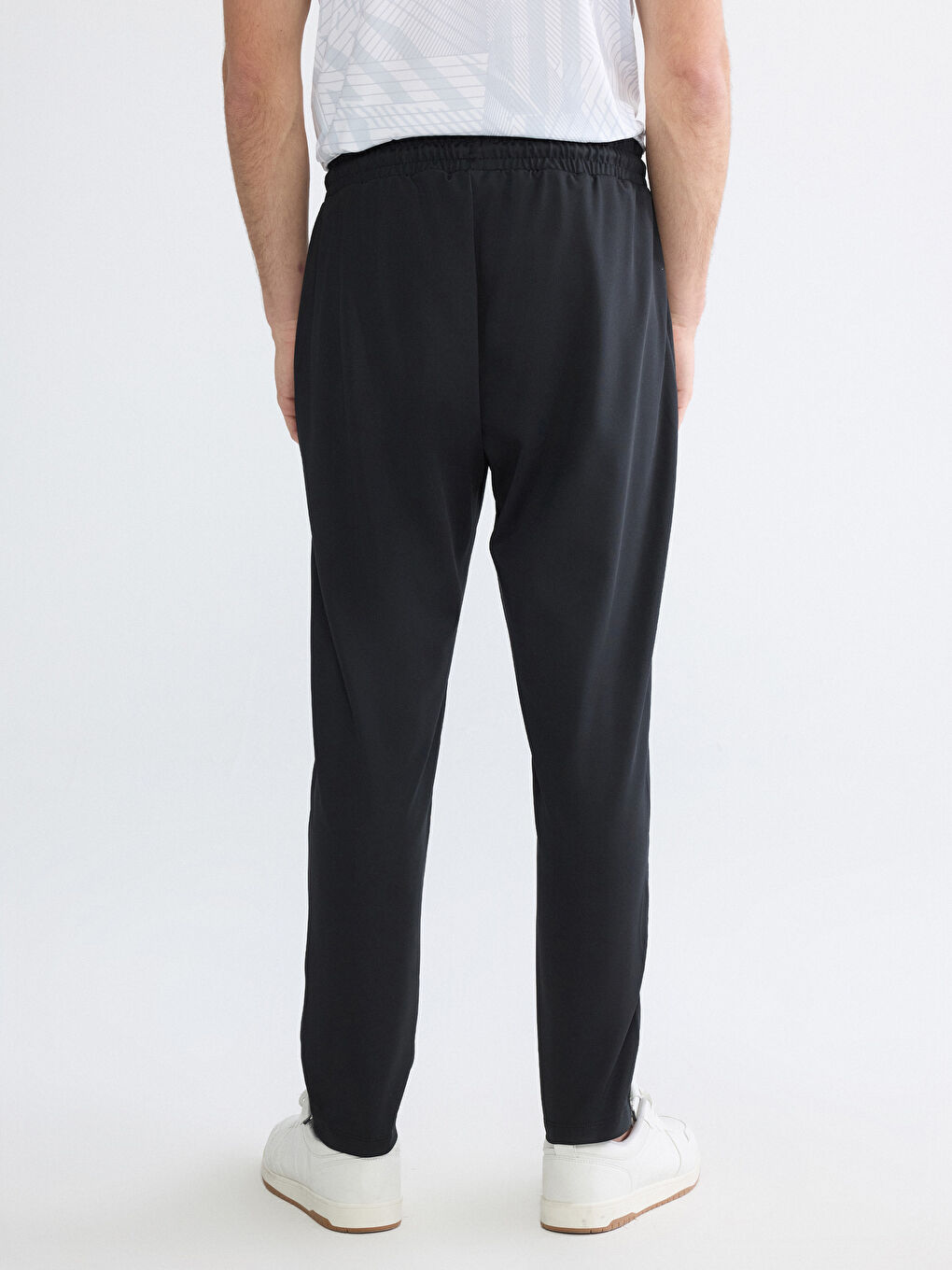 بنطال رياضي اسود رجال-3