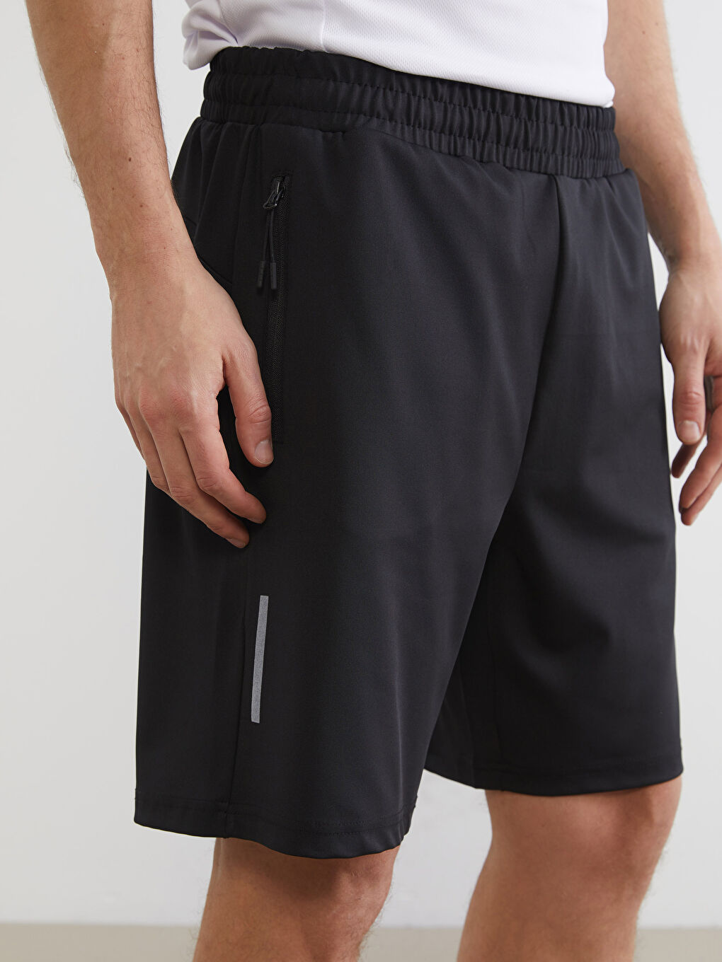 Short de sport pour Hommes en Coupe Classique-2