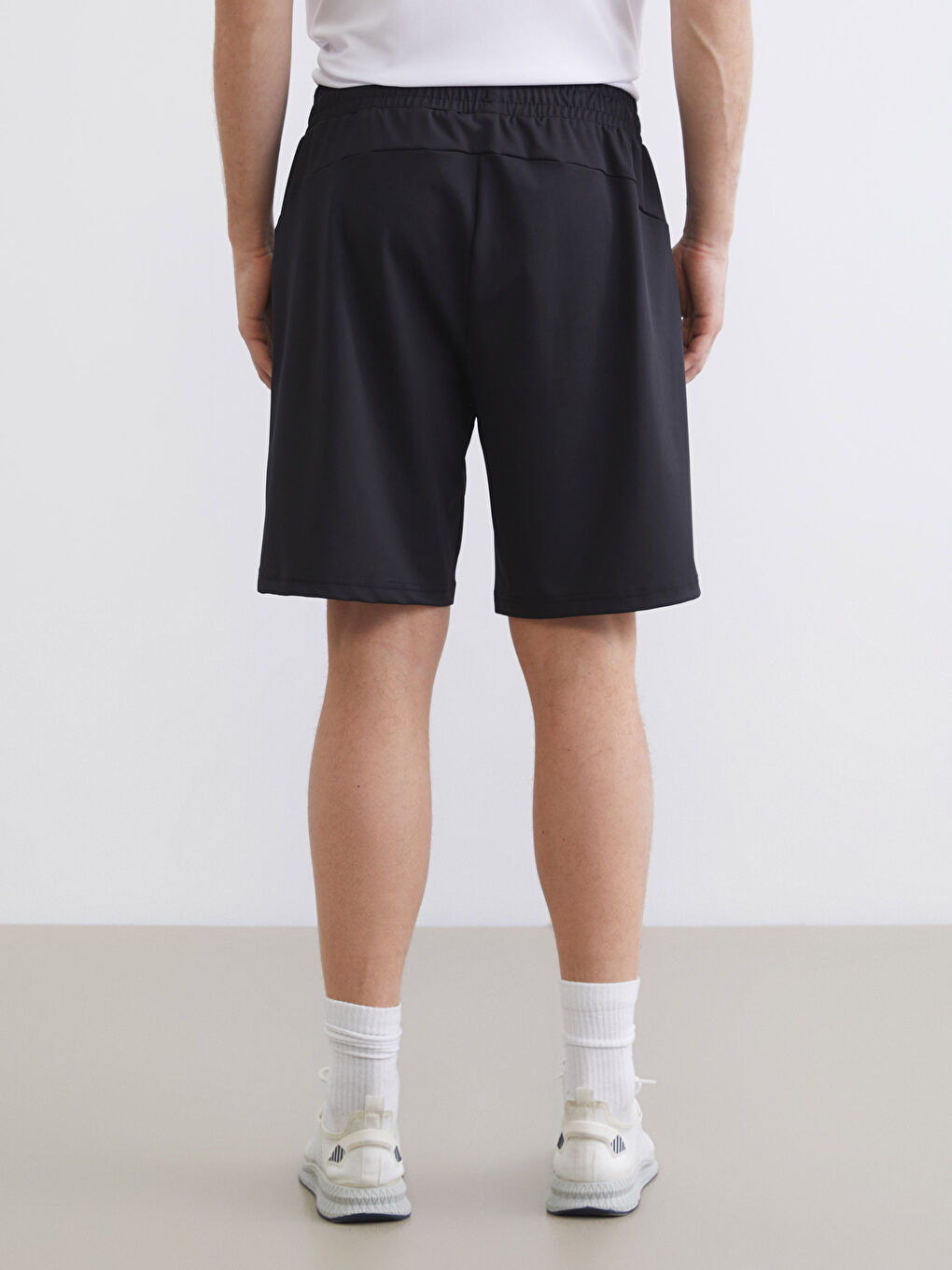 Short de sport pour Hommes en Coupe Classique-3