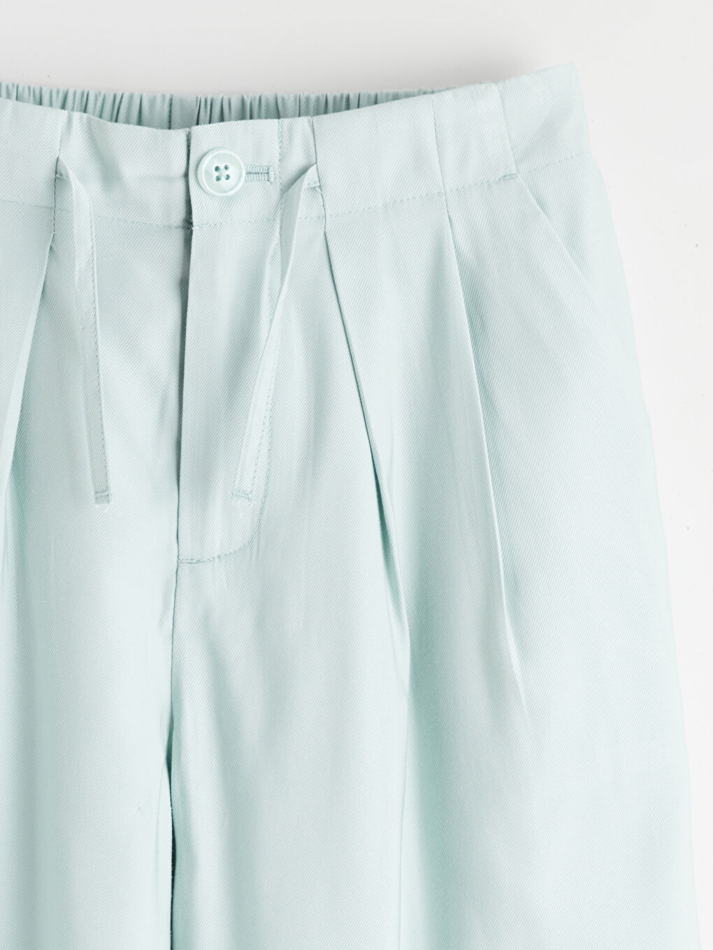 Djevojka ZELENA Hlače-1