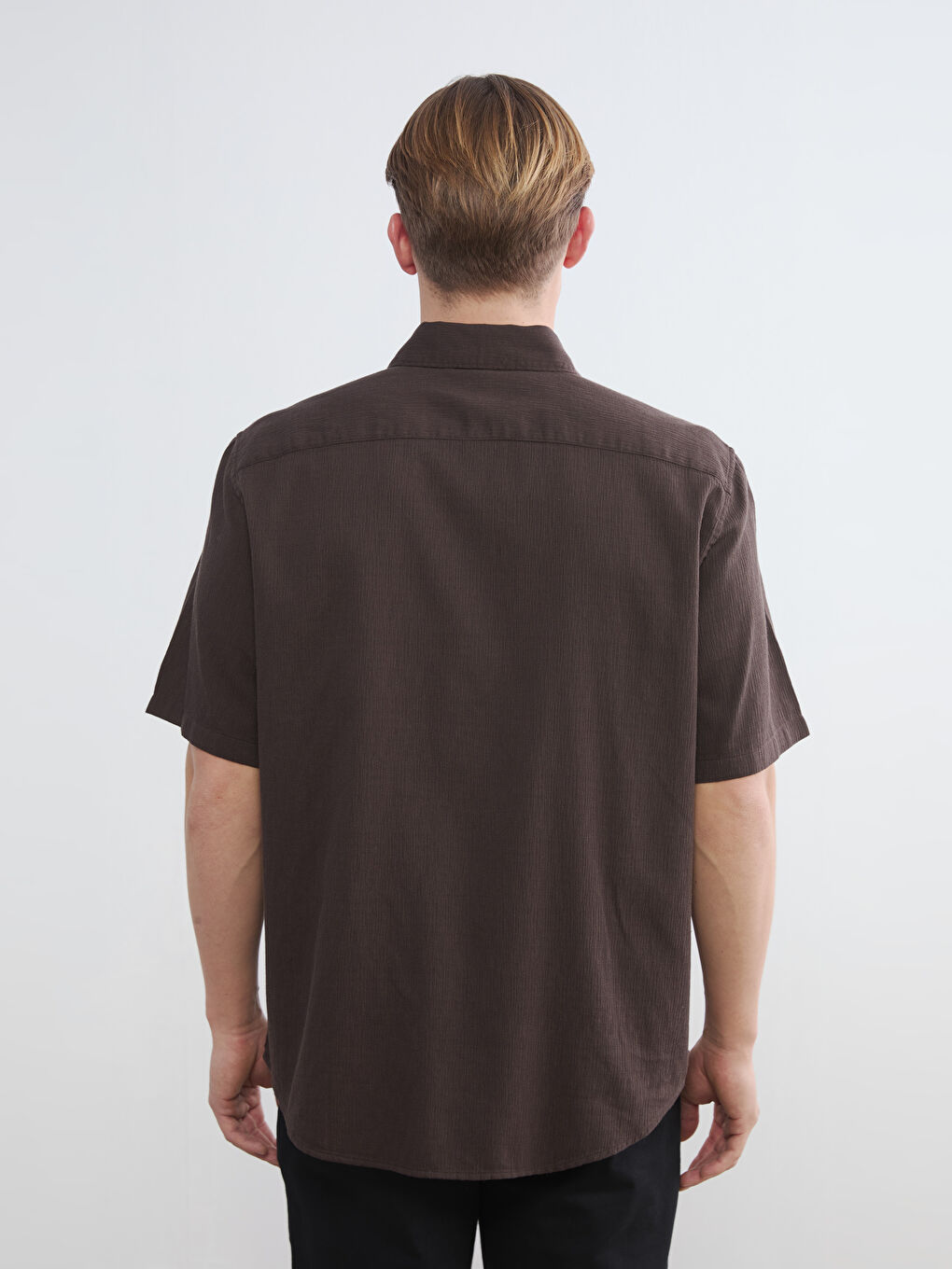 Kahverengi Regular Fit Krinkle Erkek Gömlek-3