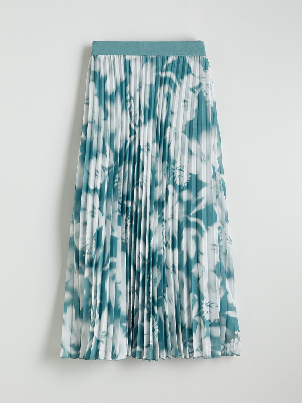 ZELENA Suknja  Žena-4