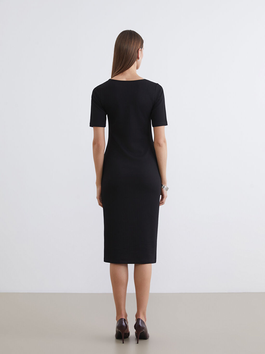 U-Neck Ribbed Bodycon Dress-3