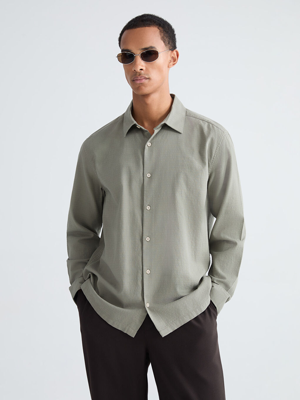 Рубашка из ткани добби стандартного кроя для мужчин