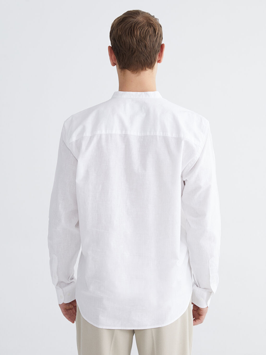 Мужская рубашка стандартного кроя из льняной смеси-3