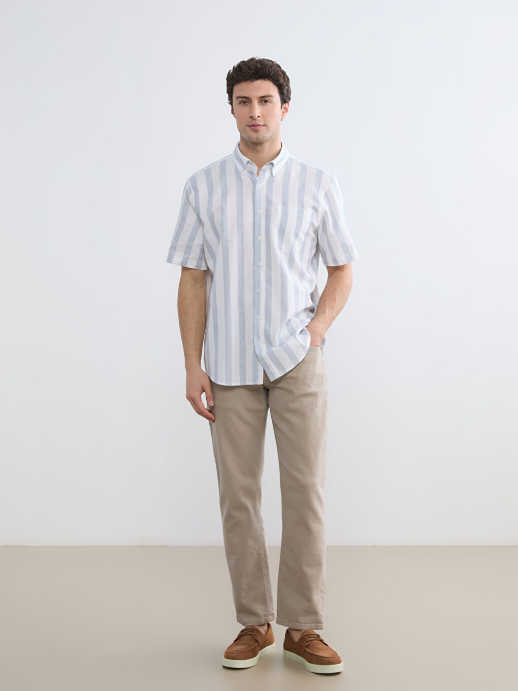 Beyaz Regular Fit Çizgili Armürlü Erkek Gömlek-2