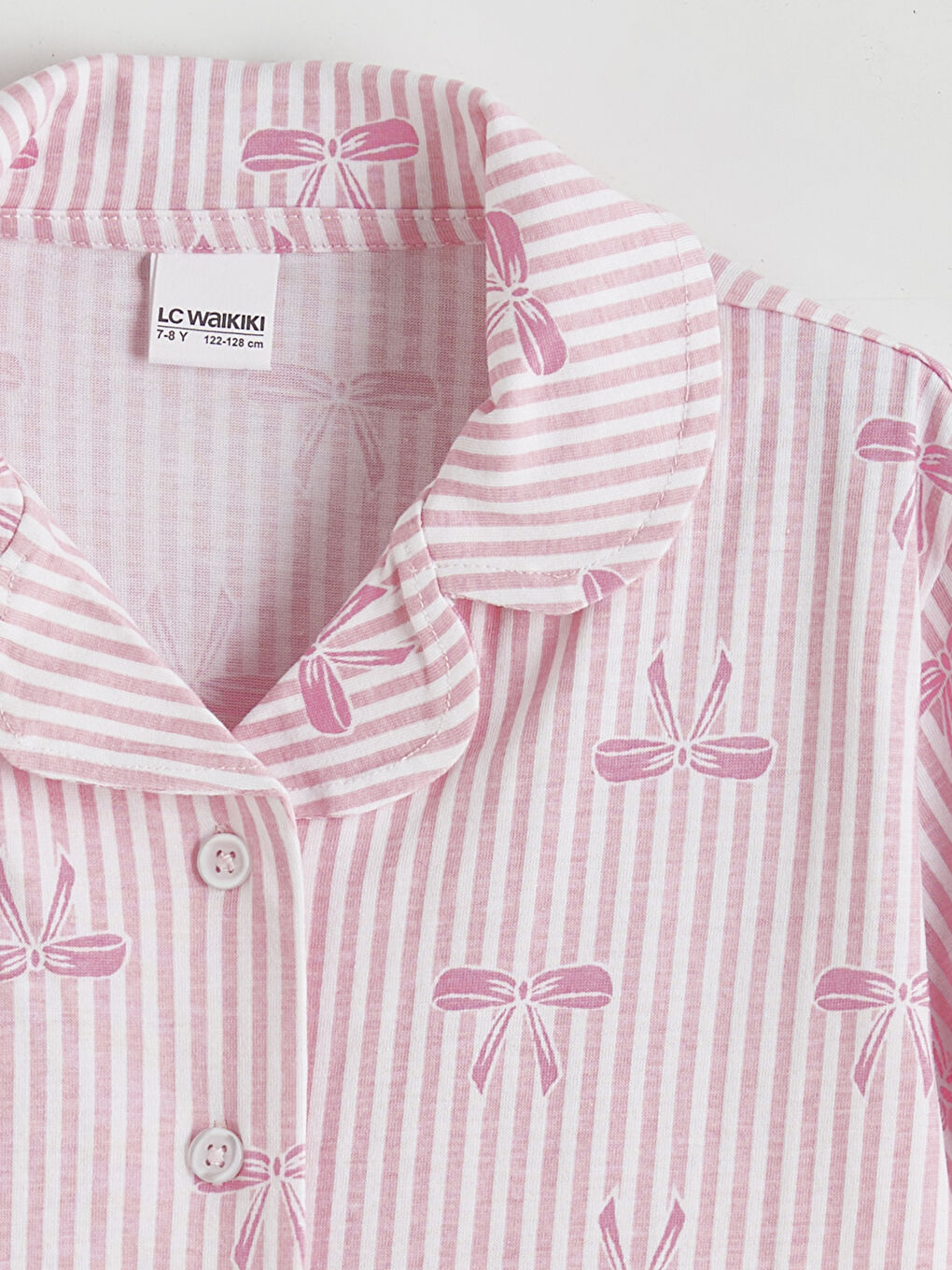 Beyaz Gömlek Yaka Fiyonk Desenli Kız Çocuk Şortlu Pijama Takımı-2