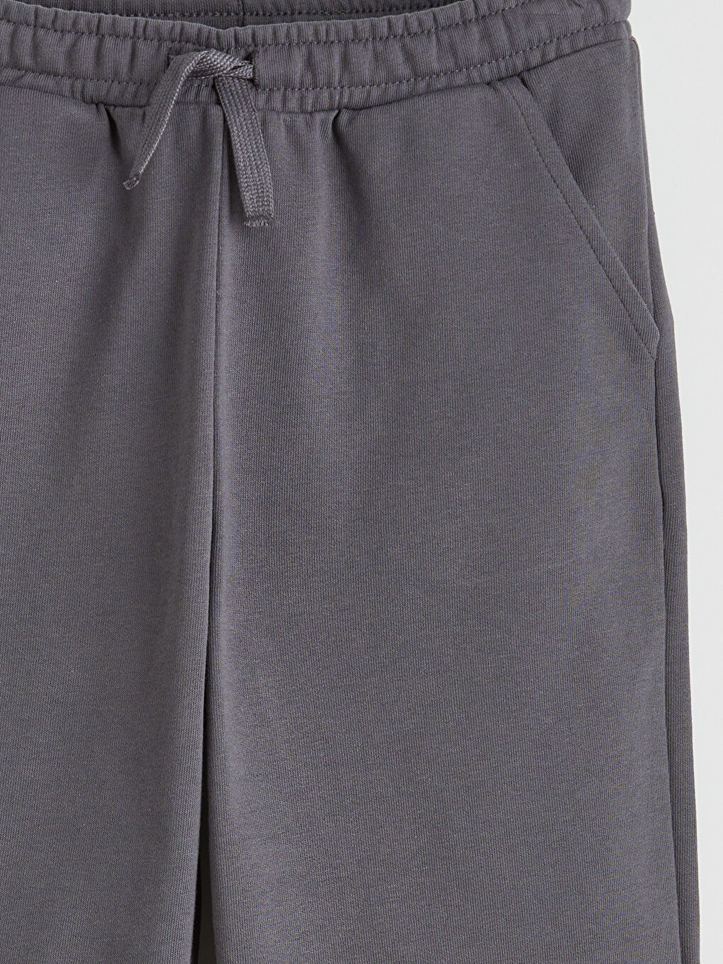 Gri Beli Lastikli Erkek Çocuk Şort-2