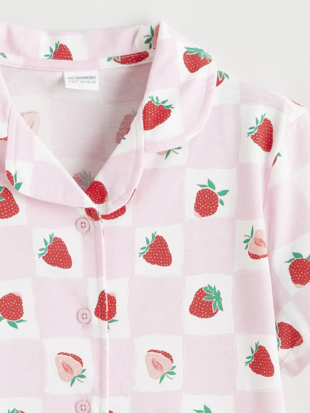 Pembe Gömlek Yaka Çilek Desenli Kız Çocuk Şortlu Pijama Takımı-2