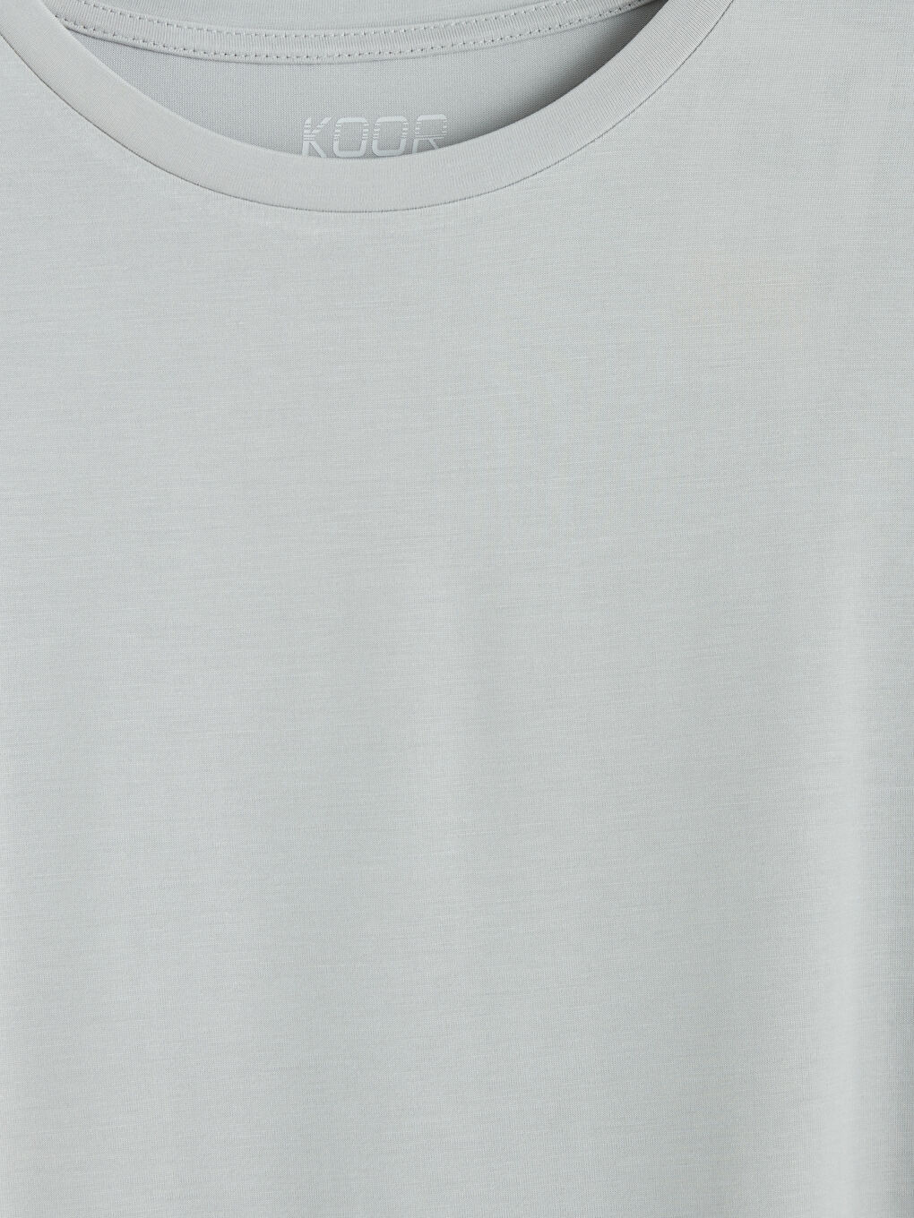 Gri Bisiklet Yaka Oversize Kadın Spor Tişört-2