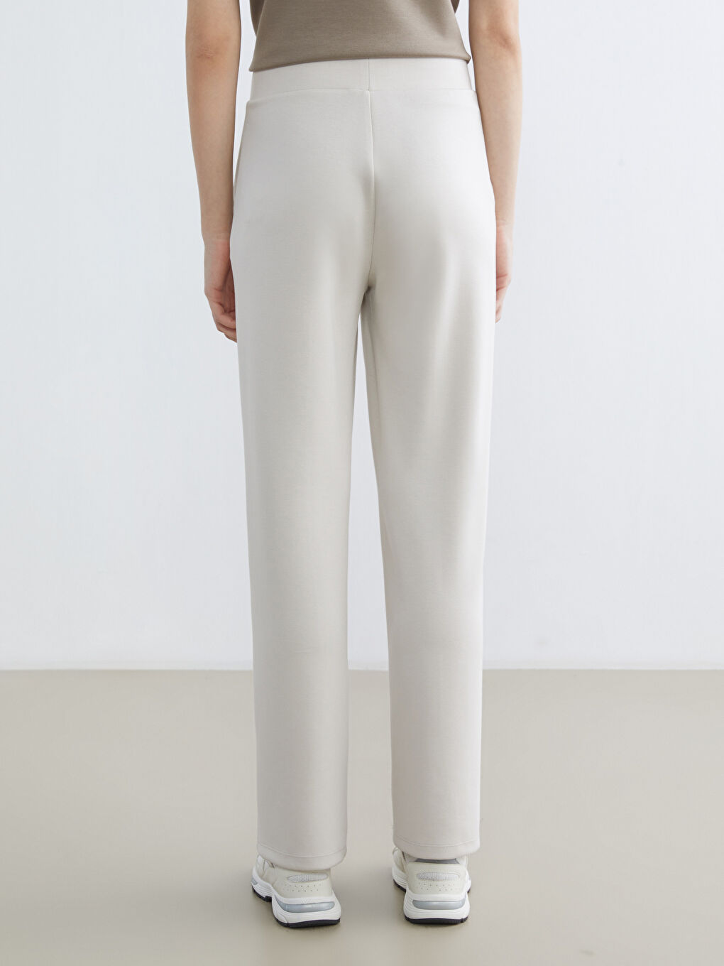 Женские широкие спортивные штаны с эластичным поясом-3