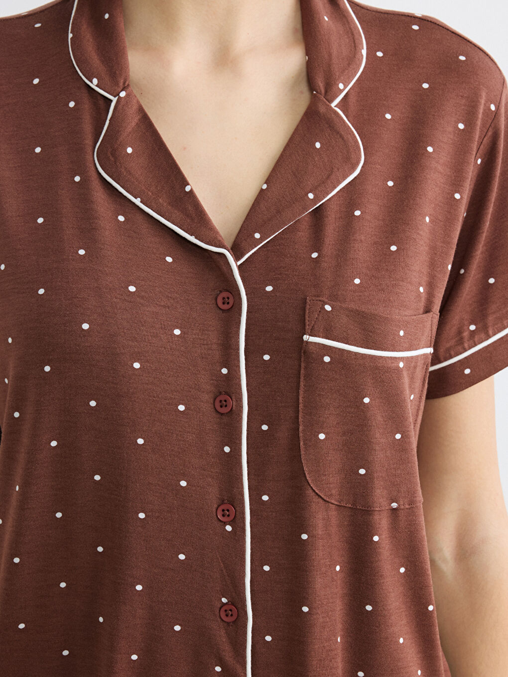 Kahverengi Gömlek Yaka Puantiyeli Kadın Pijama Takımı-2