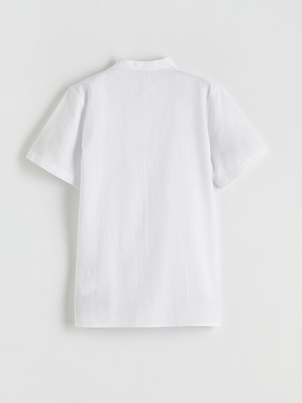 Beyaz Hakim Yaka Basic Erkek Çocuk Gömlek-1