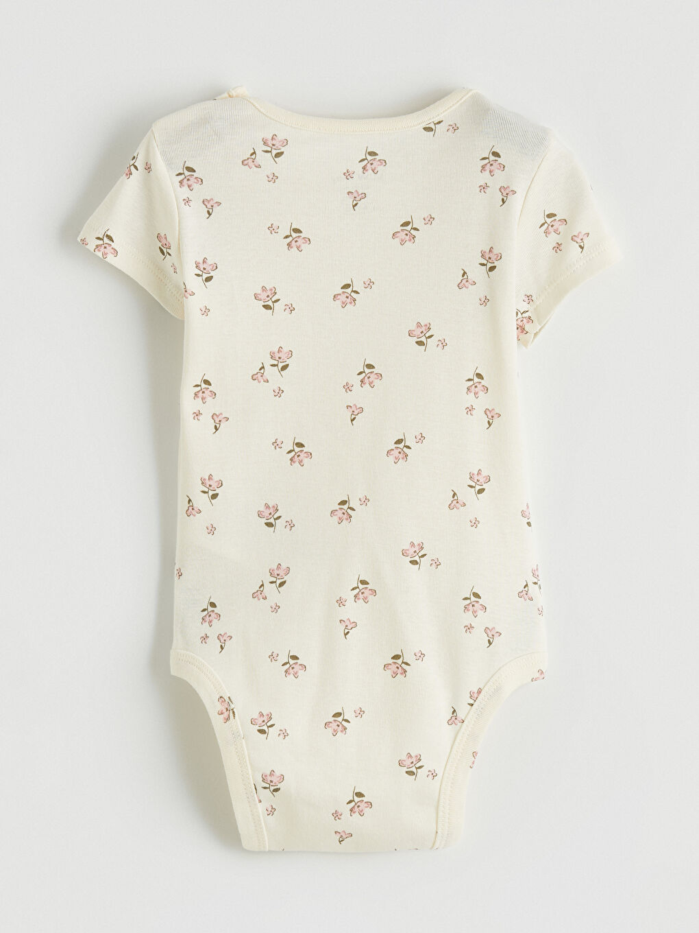 Two-piece snap-closure bodysuit set for baby girls with a crew neck.-3