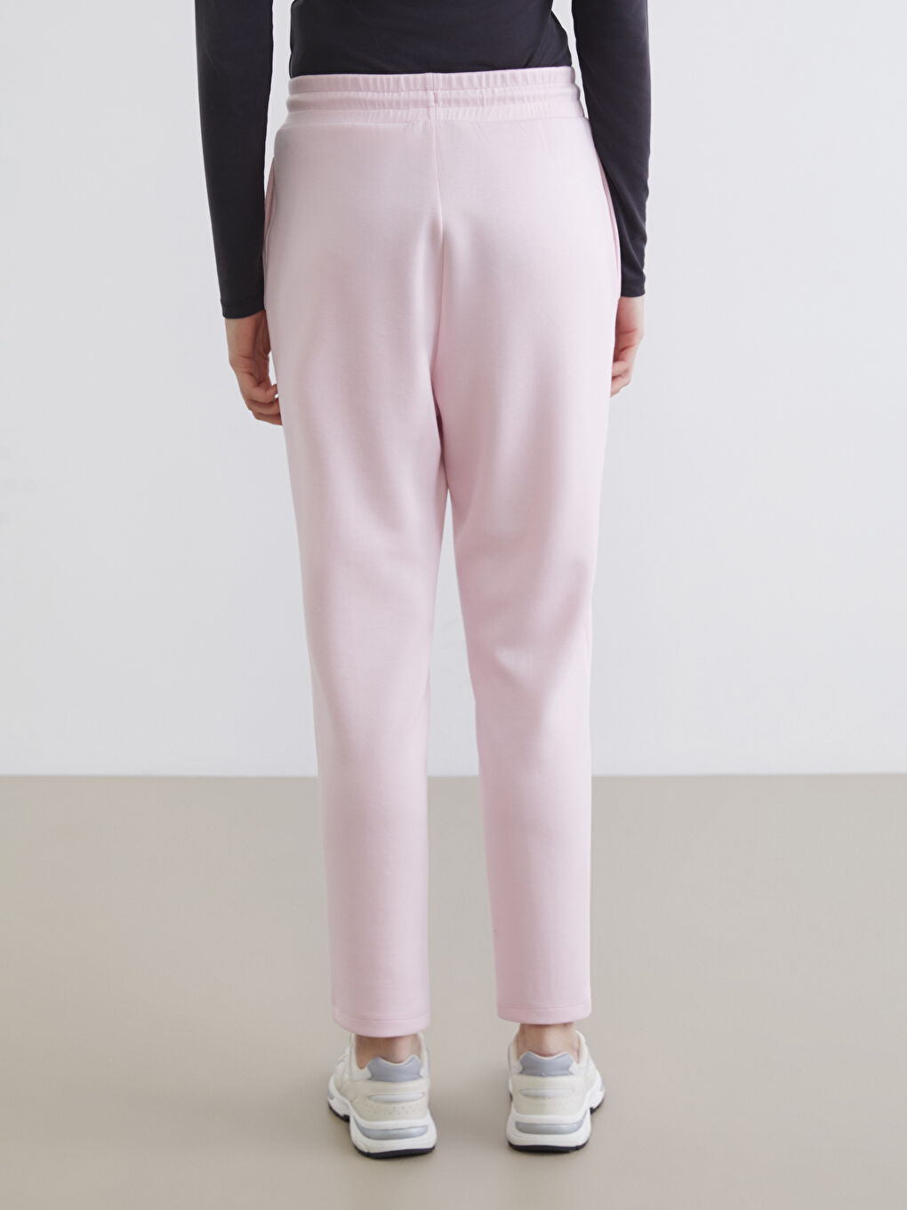 Soft Touch Women's Sweatpants with Elastic Waistband-3