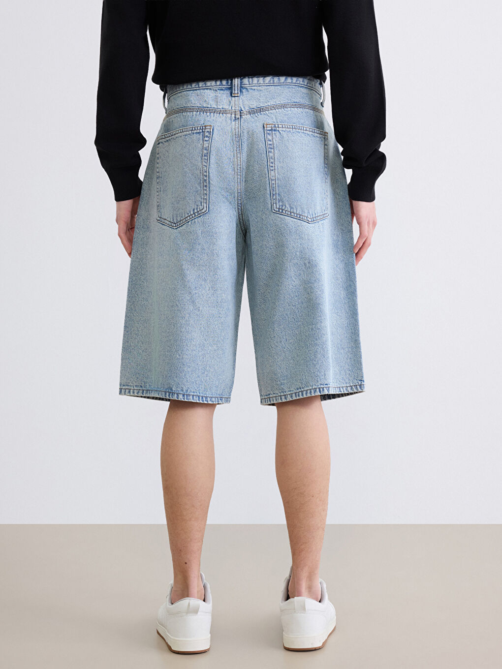 Man INDIGO Denim Shorts-3