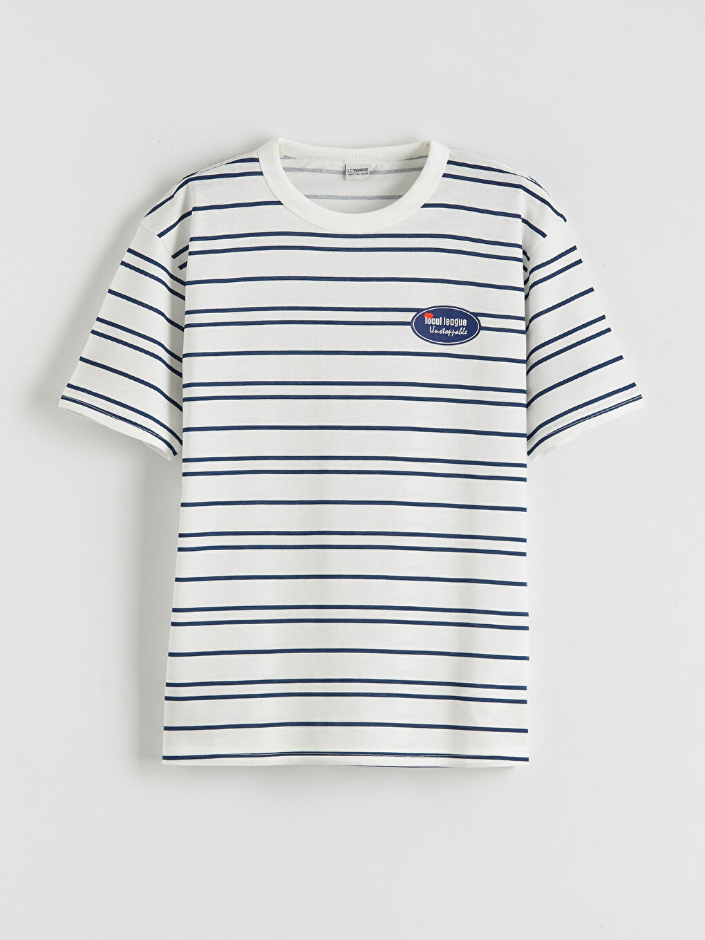 Полосатые футболка и шорты для мальчиков-1