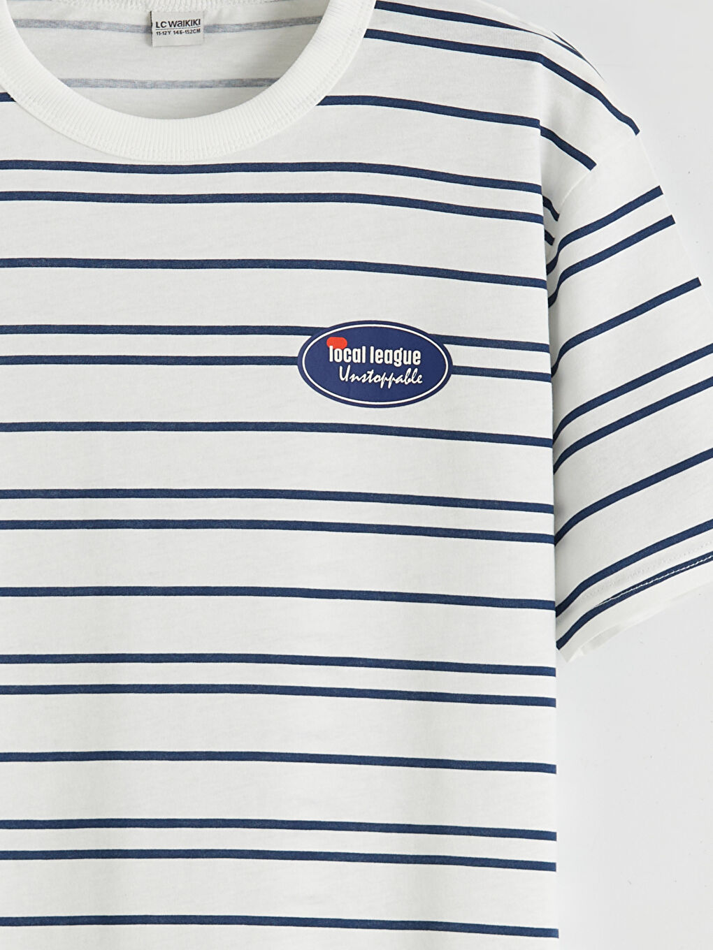 Полосатые футболка и шорты для мальчиков-5