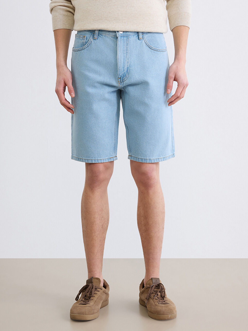 მამაკაცები მუქი ლურჯი ჯინსის შორტები-1