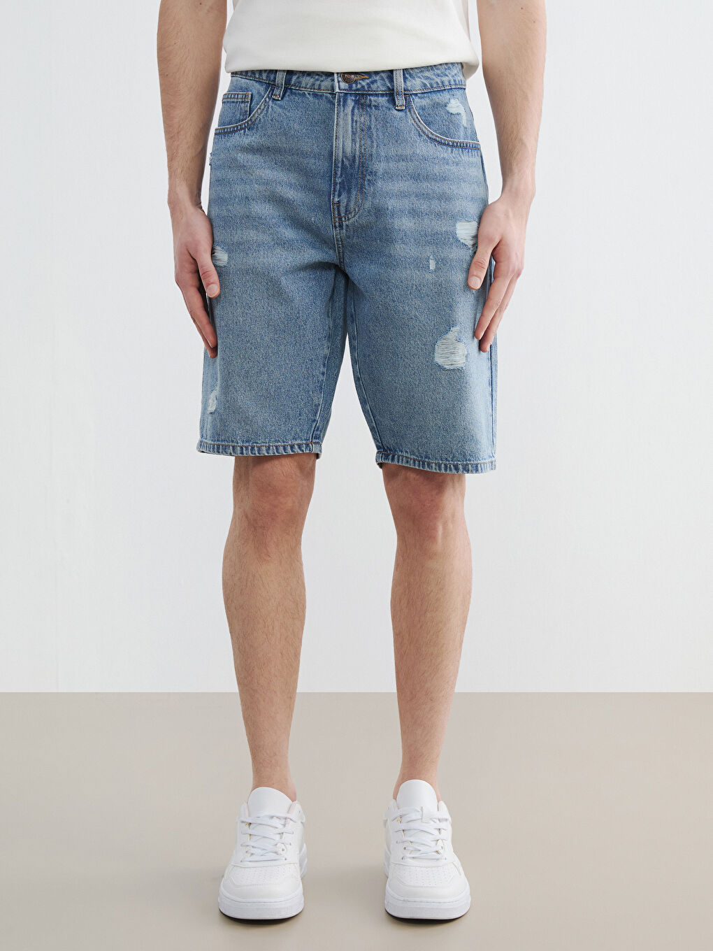 Man INDIGO Denim Shorts-1