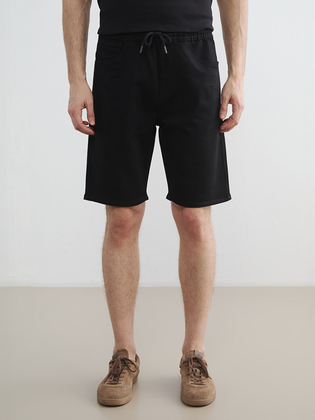 Мъжки дънкови къси панталони с редовна кройка-1