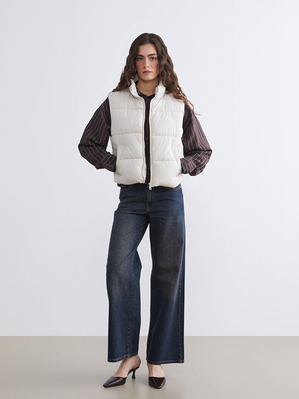 Bej Dik Yaka Kadın Şişme Yelek-1