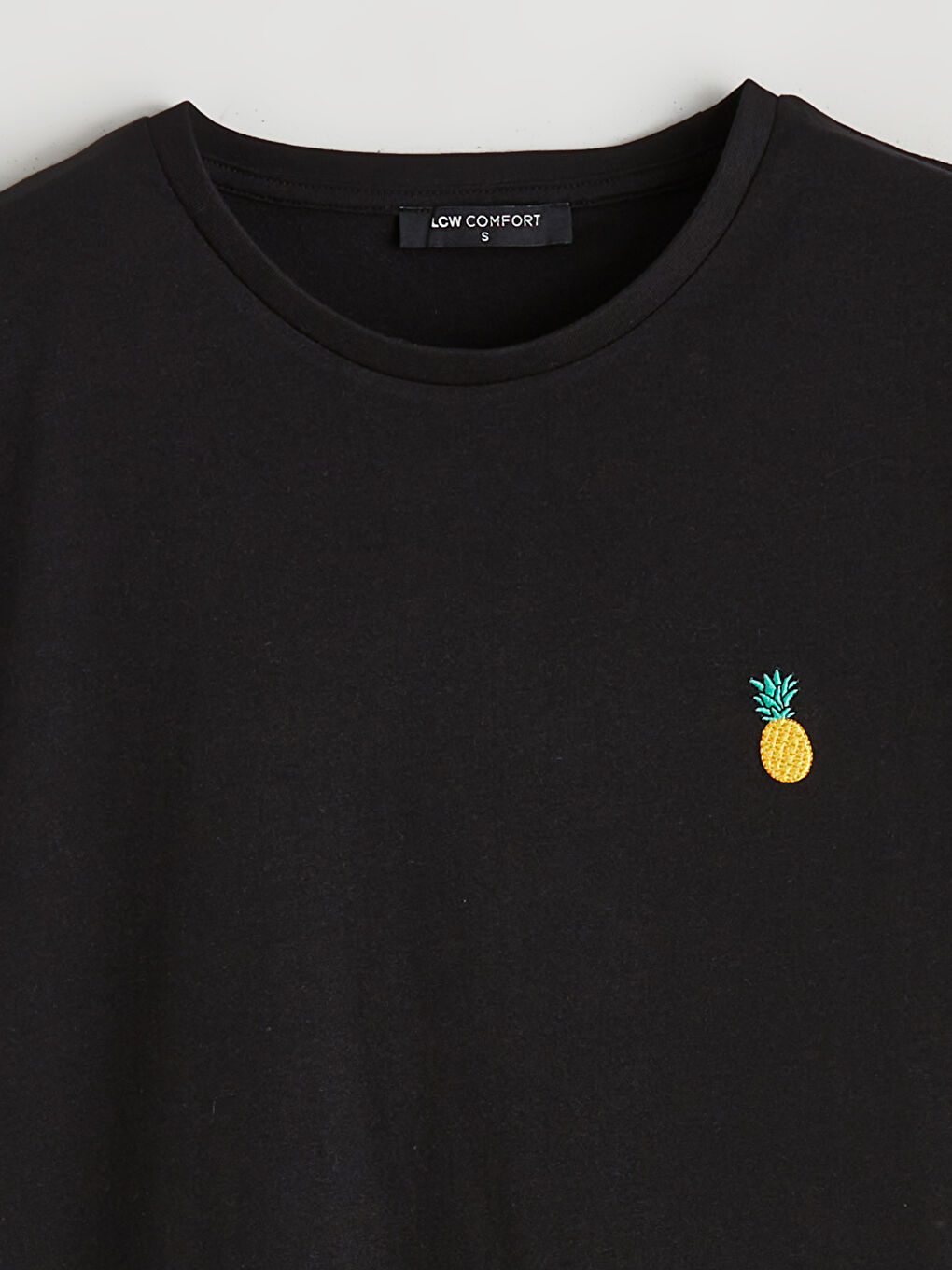 Crew Neck Pineapple Embroidered Women's T-Shirt-5