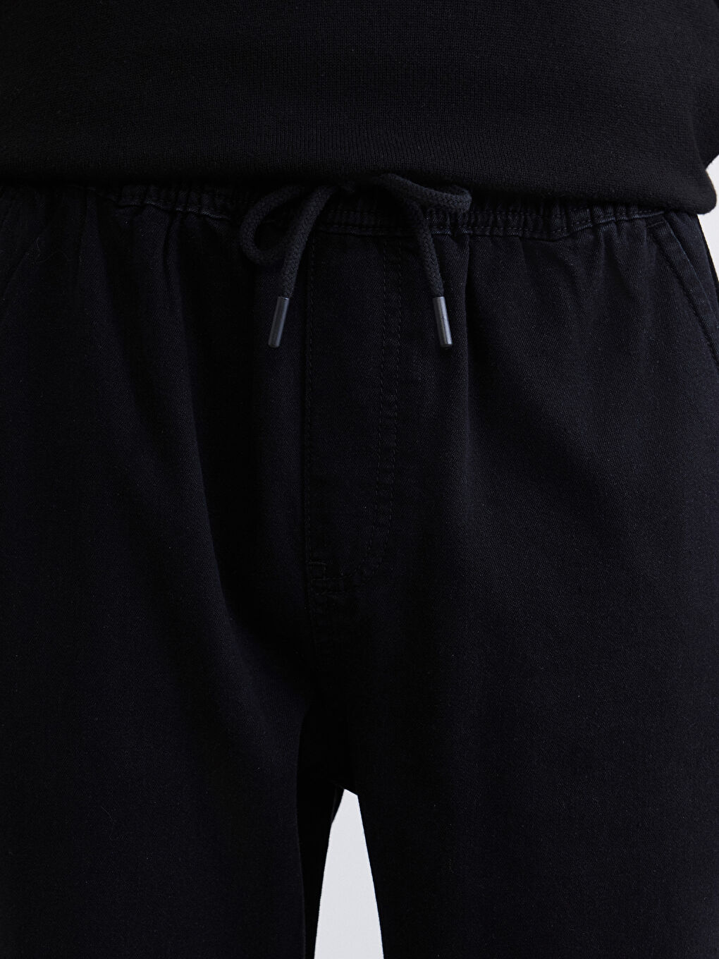 ფართო ჭრილის მამაკაცის ჯინსი-2