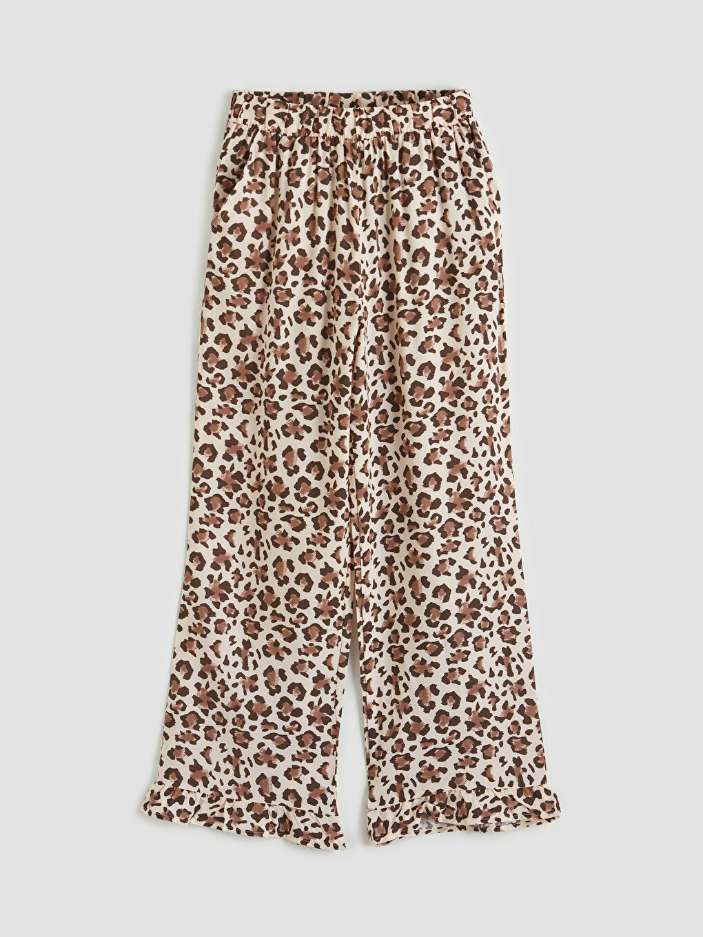 Ekru V Yaka Leopar Desenli Kadın Pijama Takımı-2