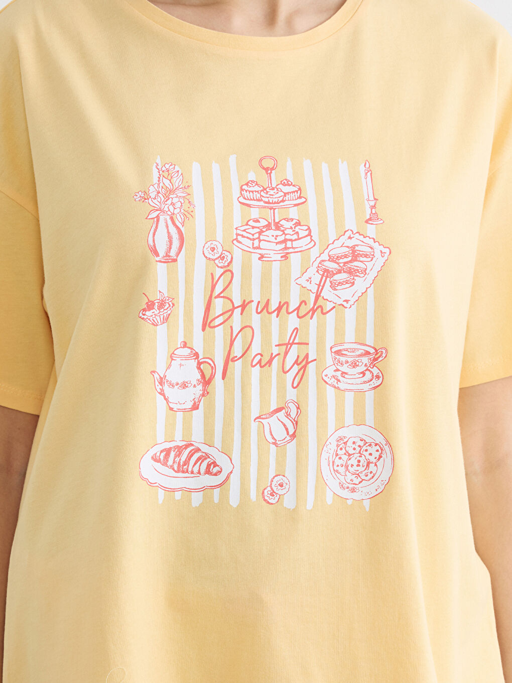 Ekru Bisiklet Yaka Baskılı Kadın Pijama Takım-2