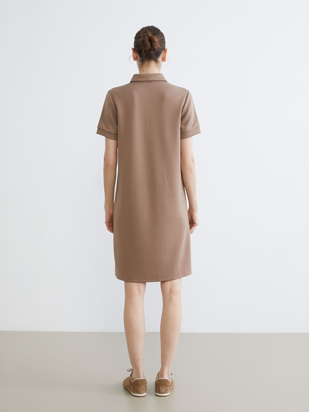 Collared Neck Mini Dress-3