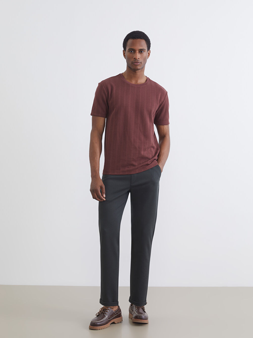 Bisiklet Yaka Erkek Dokulu Tişört-2