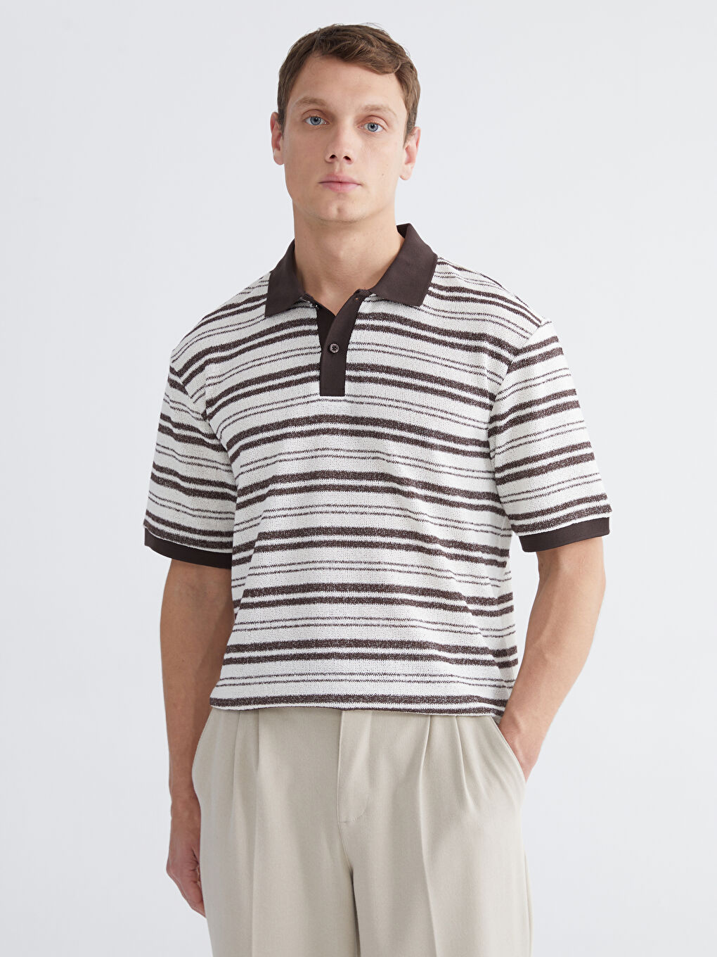 Kahverengi Polo Yaka Çizgili Penye Erkek Tişört