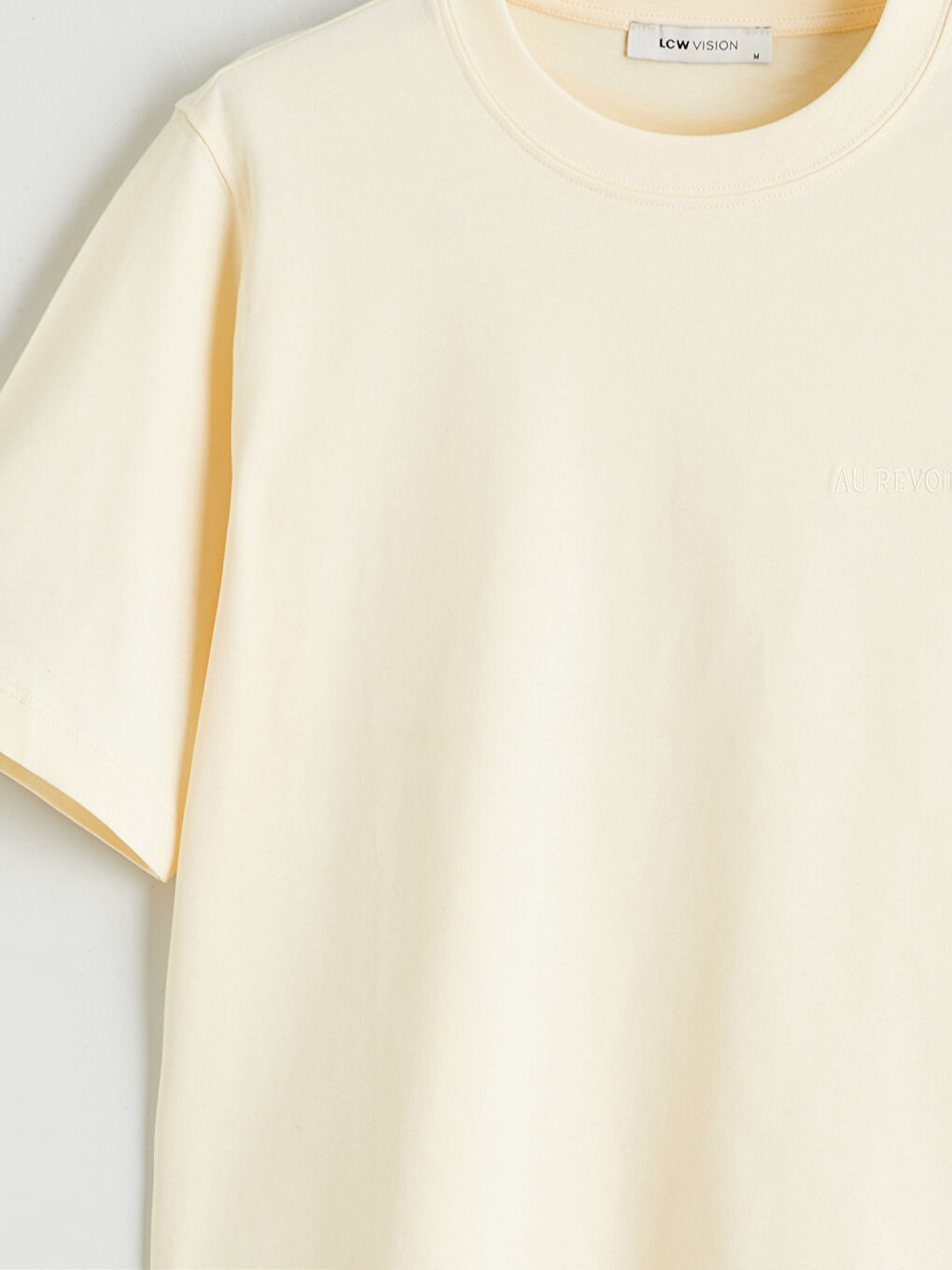 Bej Bisiklet Yaka Kadın Tişört	-5