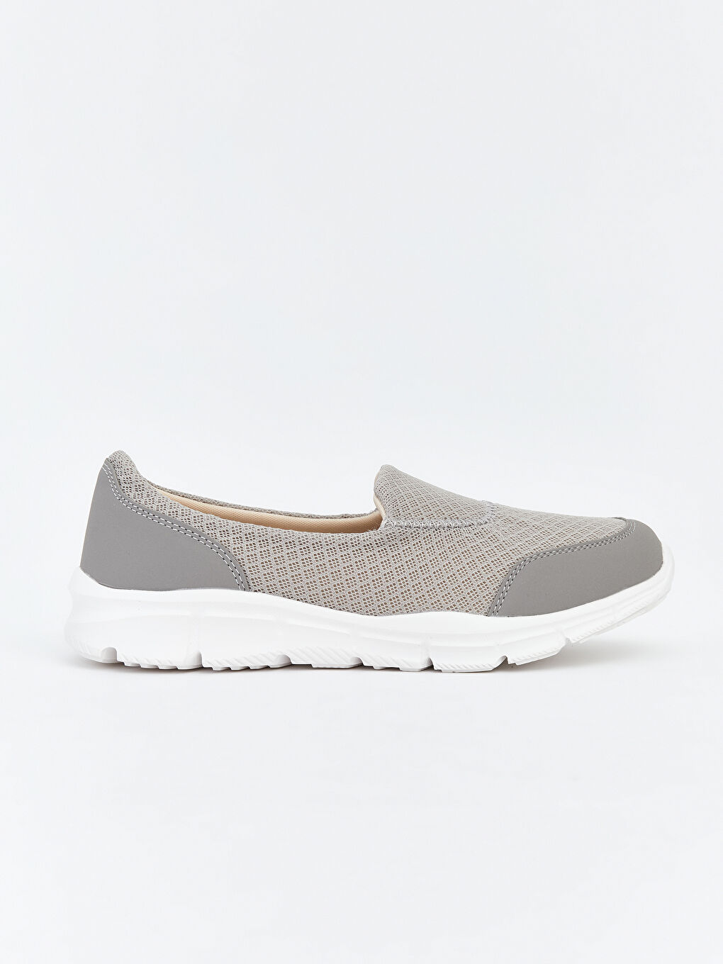 Detailed Women's Sports Shoe-1