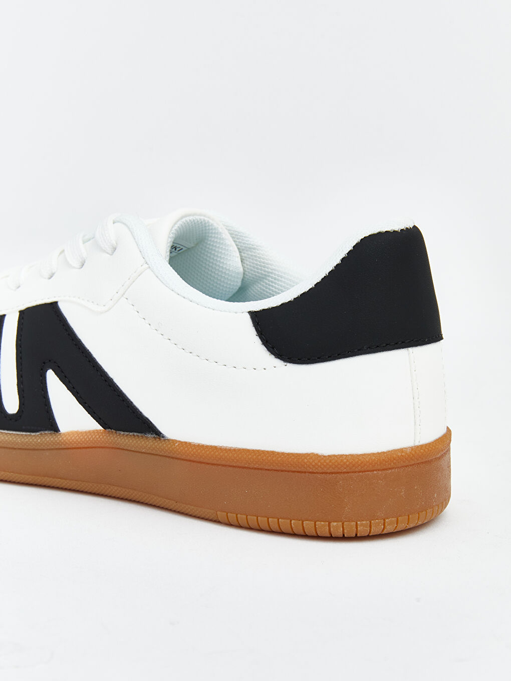 Женские кроссовки с леопардовым принтом-4