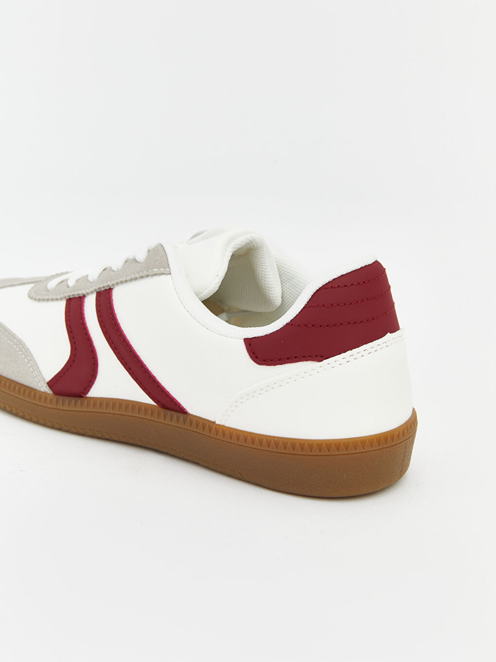 Жіночі кросівки на шнурівці-3