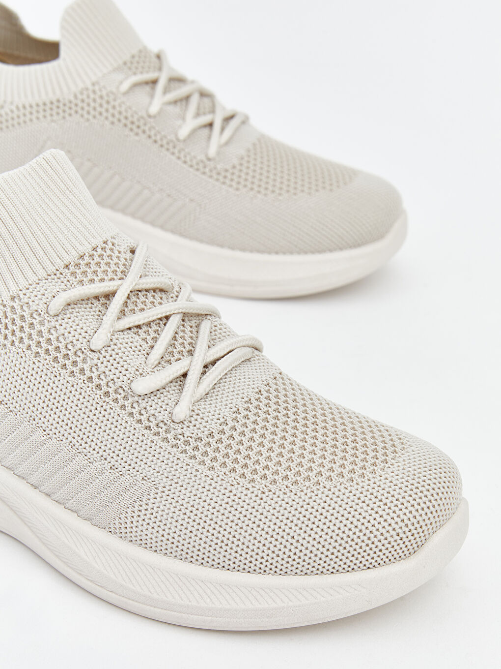 Lace-up Women's Sneakers with Mesh Detail-2