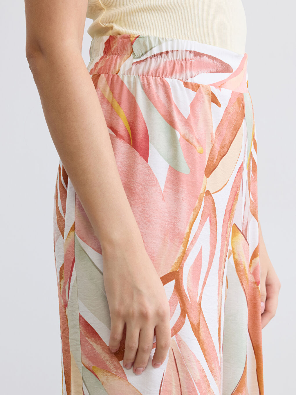 Women's Patterned Trousers with Elastic Waist-2