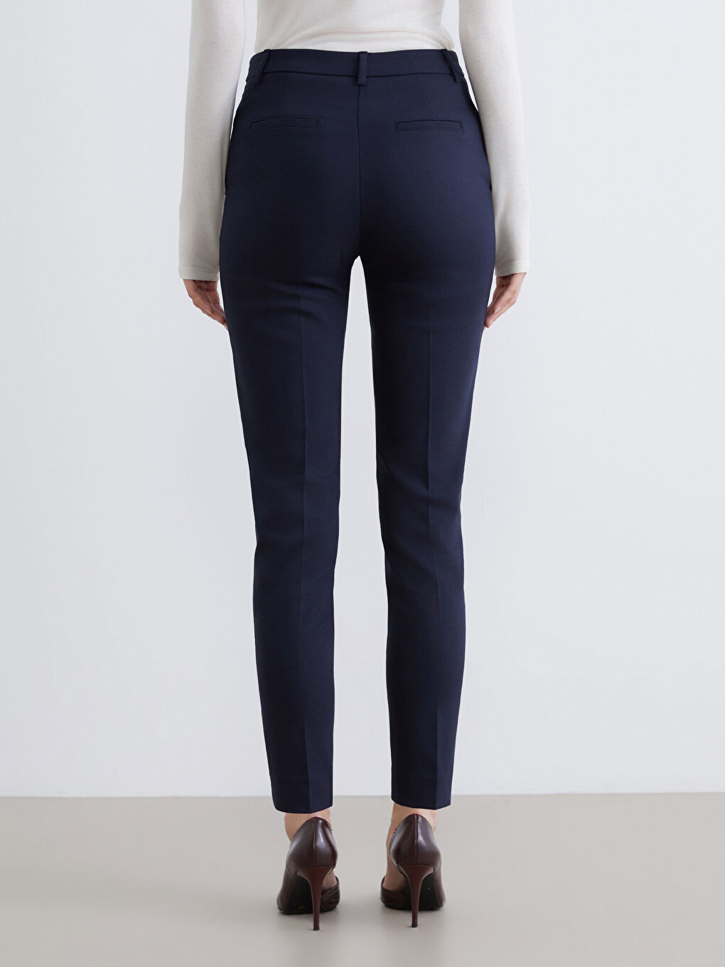 High-Waisted Women's Cigarette Trousers-4